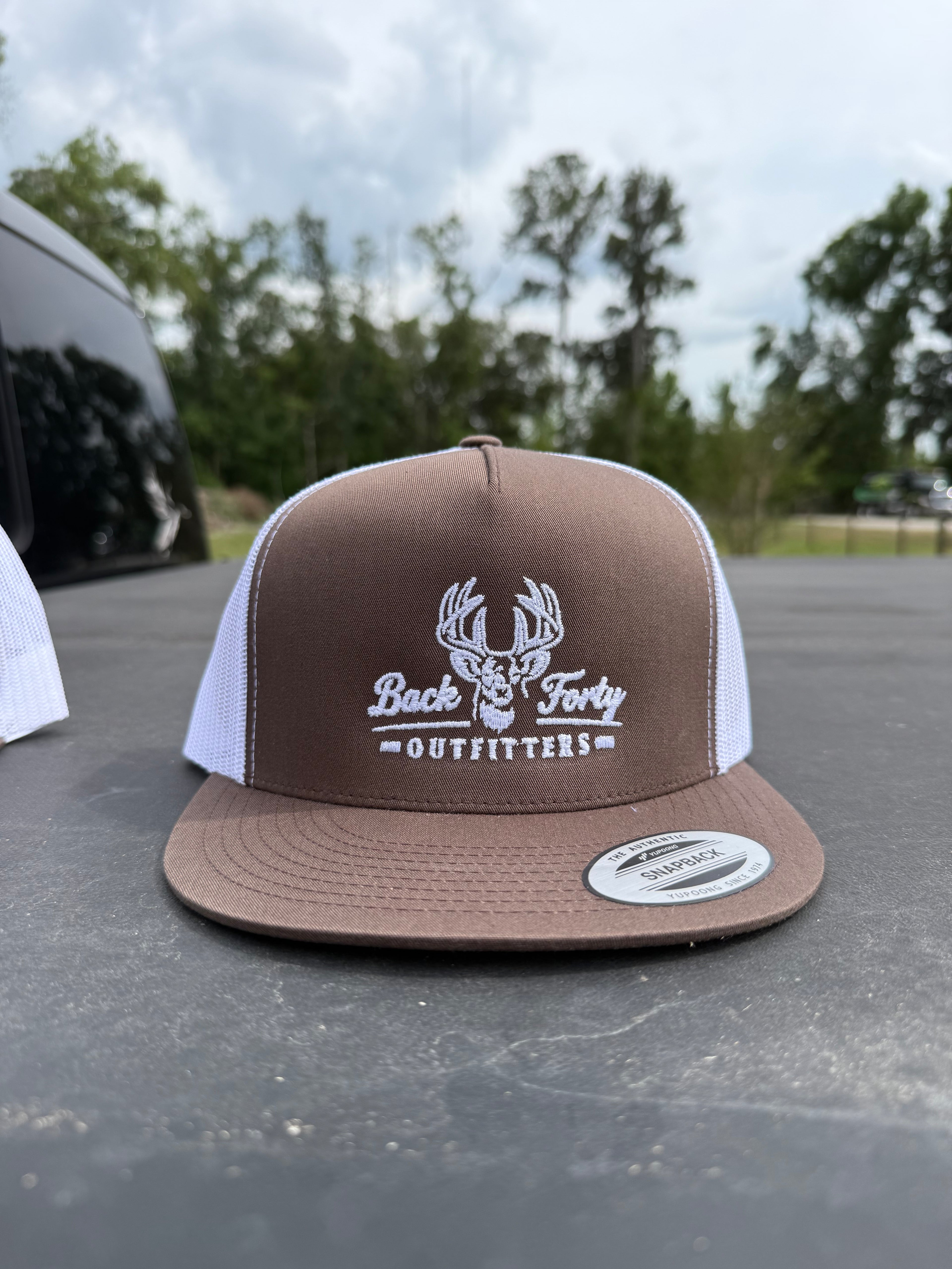 Yupoong Trucker | Brown&White Buck